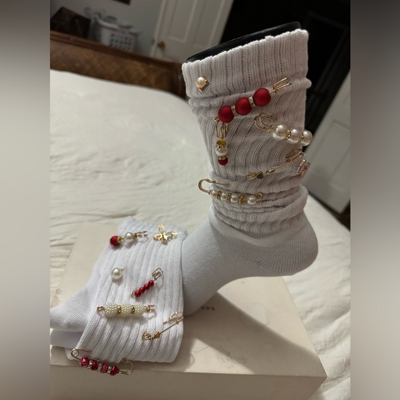Jeweled Socks - Picture 3 of 4